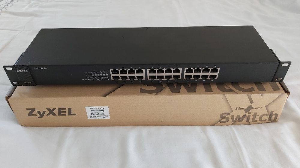 Ethernet Switch ZyXEL ES1100 - 24