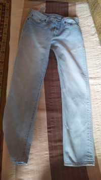 Spodnie Levi Strauss 501 W28