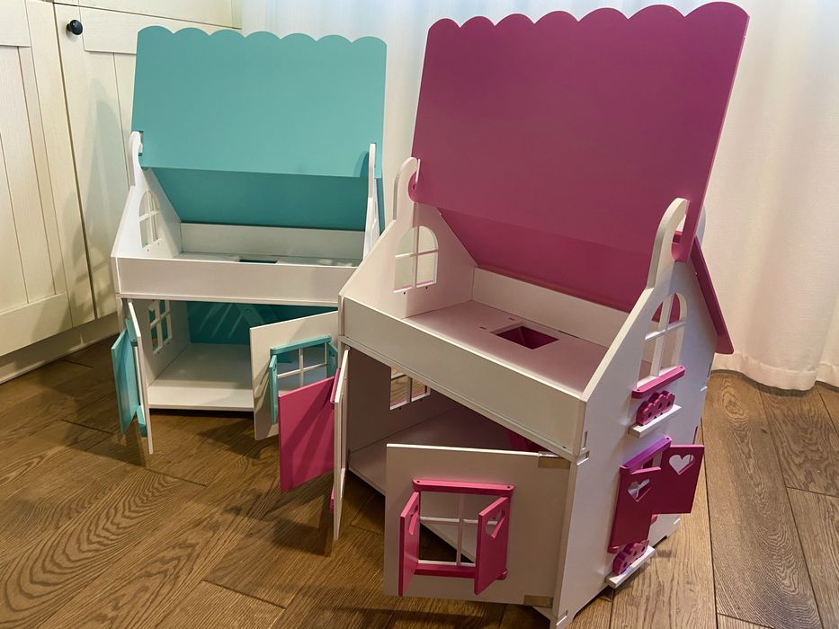 Деревʼяний ляльковий будинок, в наявності