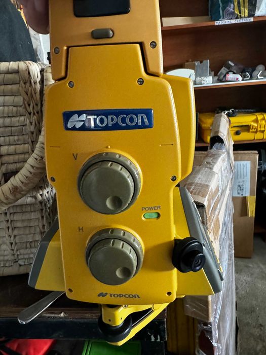 Estação Total Topcon - GPT 8203A para peças ou reparação