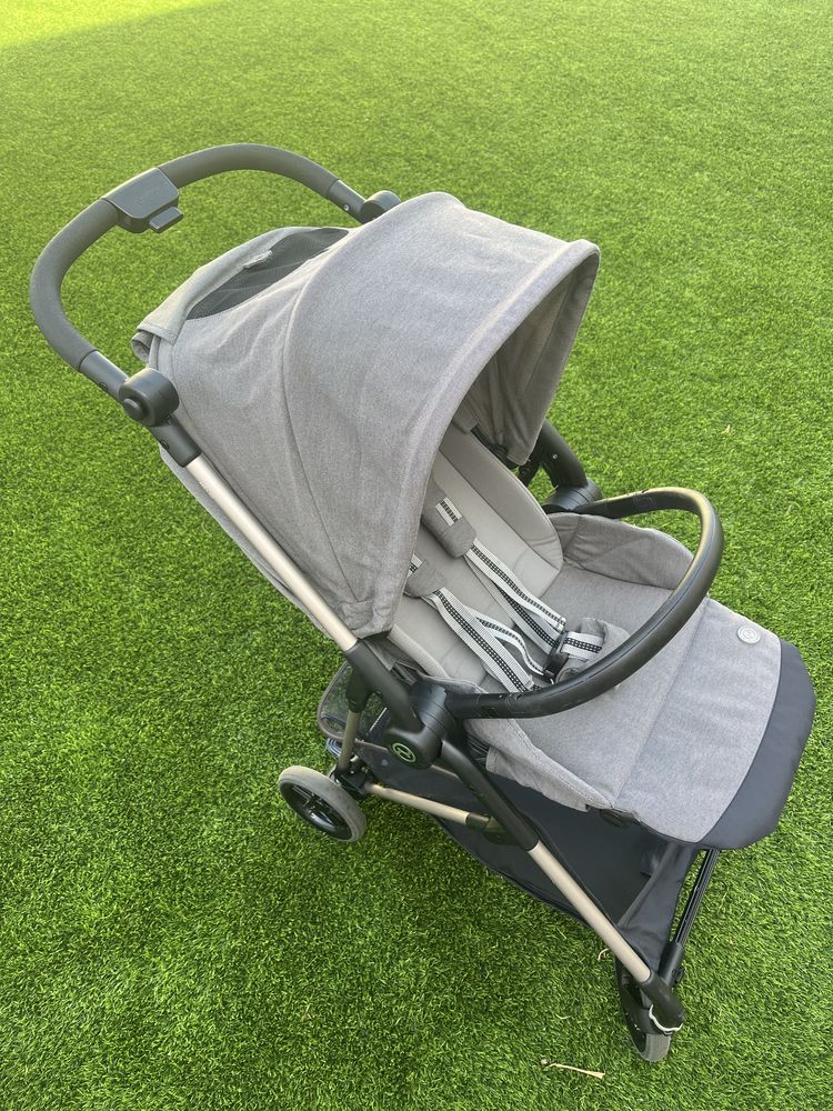 Carrinho cybex gold melio carbon ultraleve