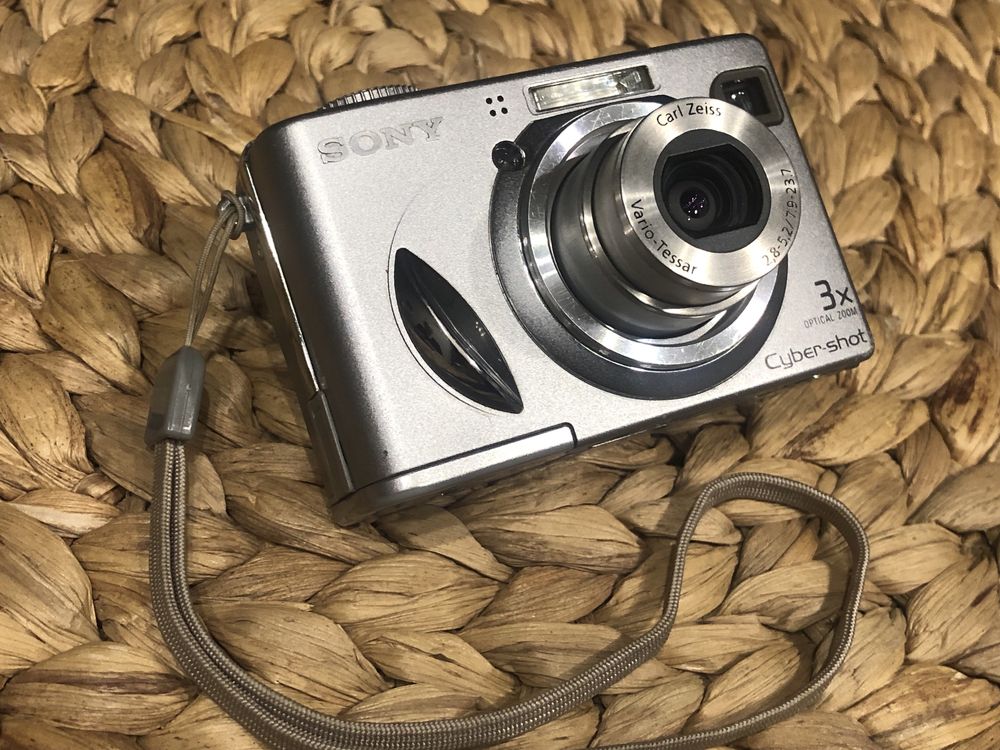 Sony Cyber-Shot DSC-W5