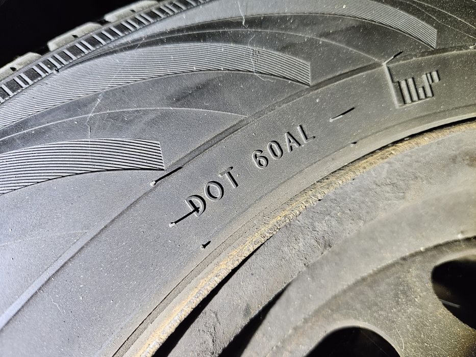 Felgi 4x felgi Peugeot 4x108, z oponami zimowymi