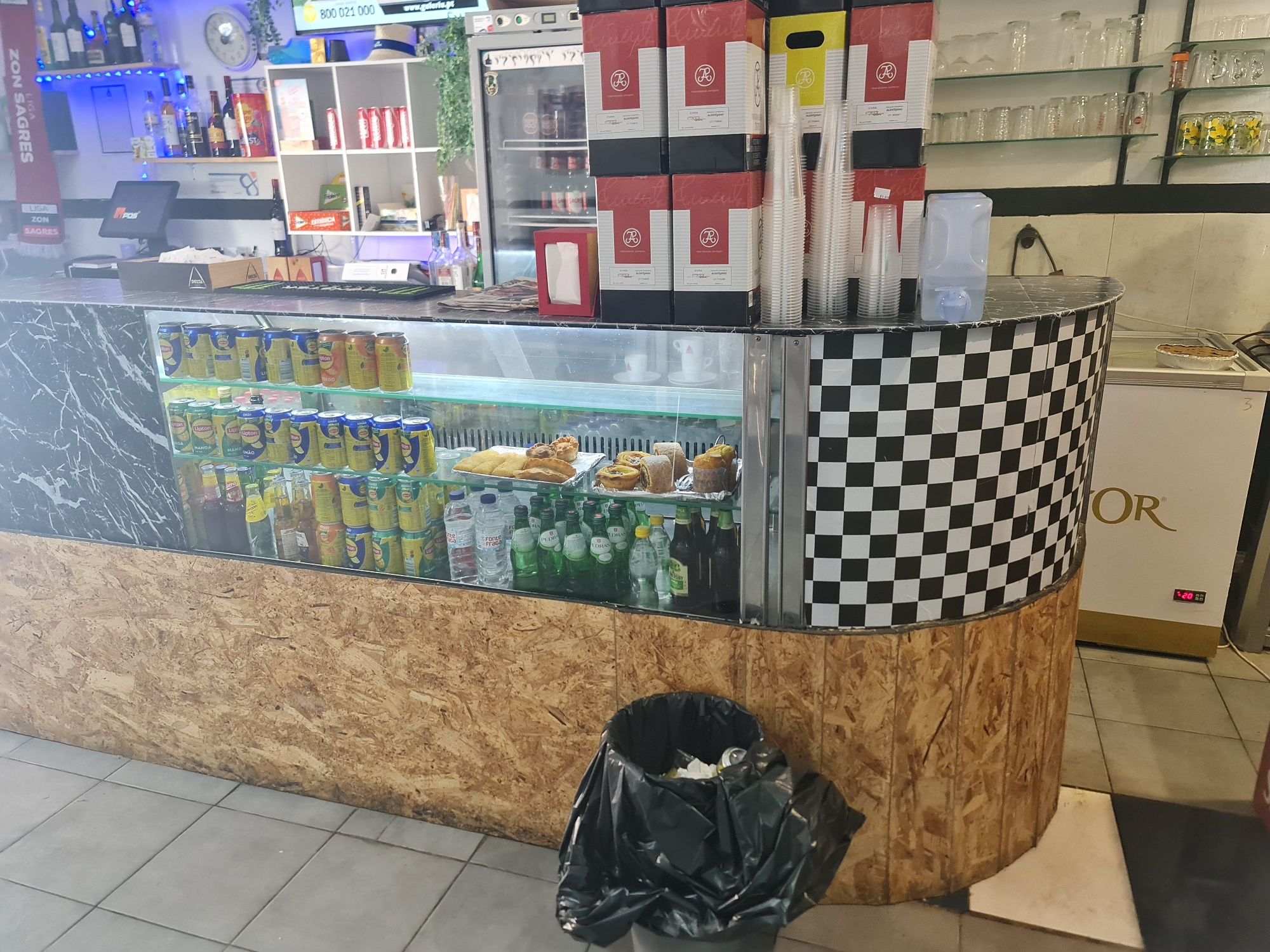 Balcão para restauração
