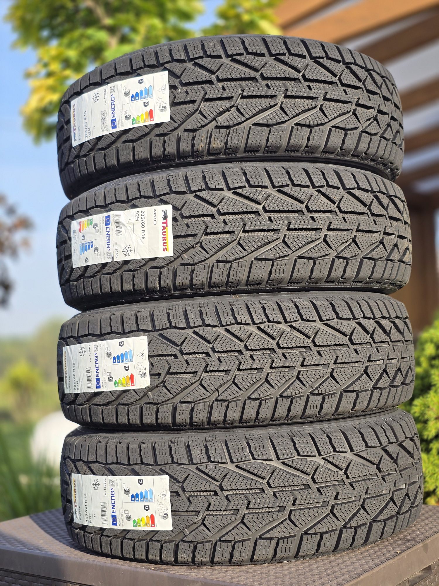2X OPONY 205/60R16 zimowe NOWE 2025r Taurus Michelin. Wysyłka montaż