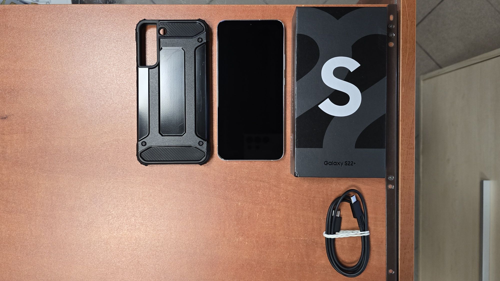 Samsung Galaxy S22+ 5G Duos 256GB/8GB RAM biały, stan bdb