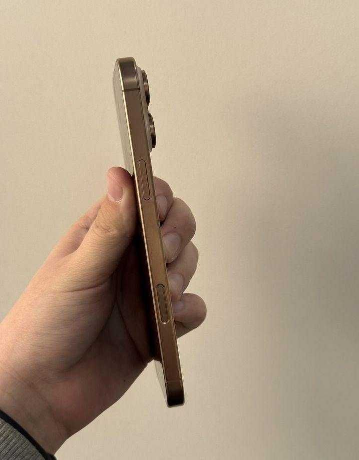 iPhone 16 Pro Max, 256 ГБ