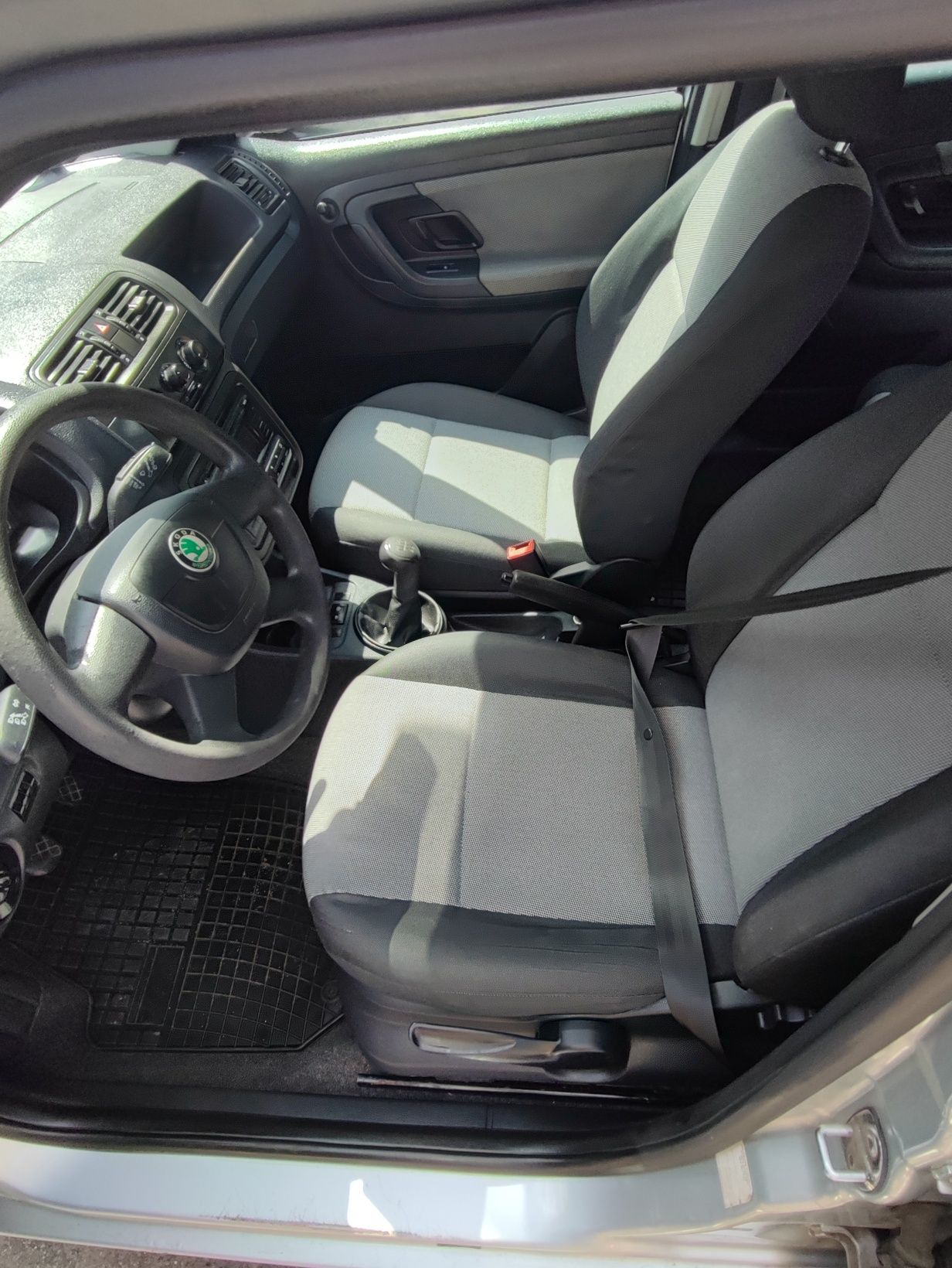 Оренда авто Львів Skida Fabia 1,4 газ/бензин