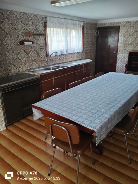 Aluga-se moradia T2 com moveis