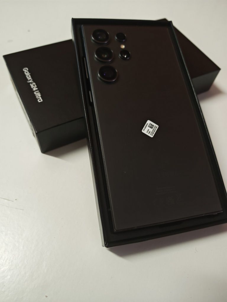Vendo/troco S24 ultra 512gb factura Nos
