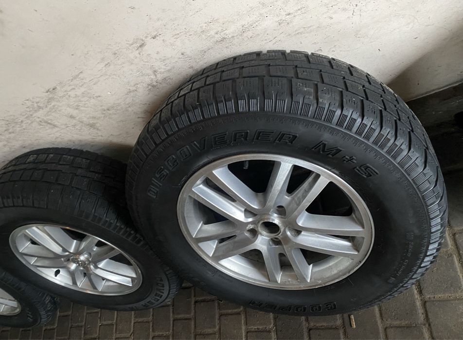 Комплект колес 255/70 R18 Зима Jeep, Dodje, Chevrolet