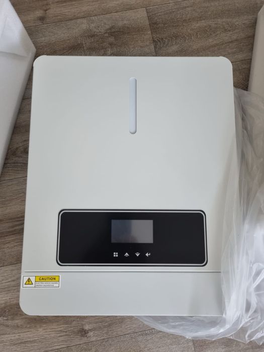 Инвертор гибридный 6.2 кв