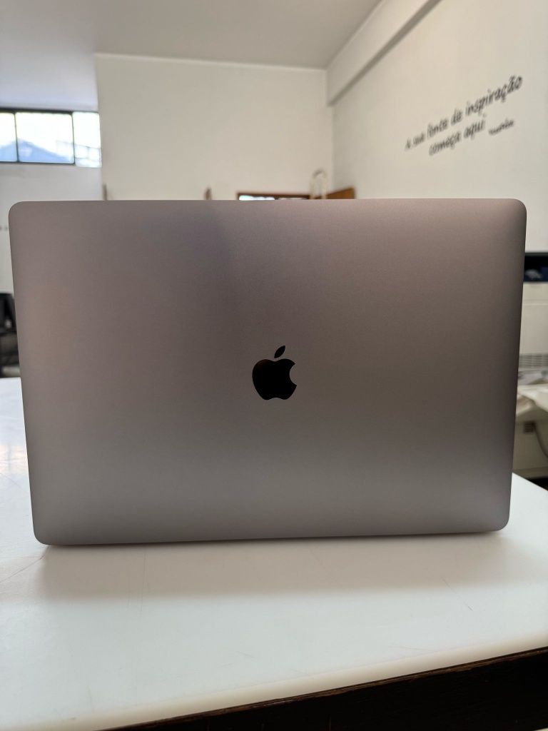 Portáti MacBook pro 2016
