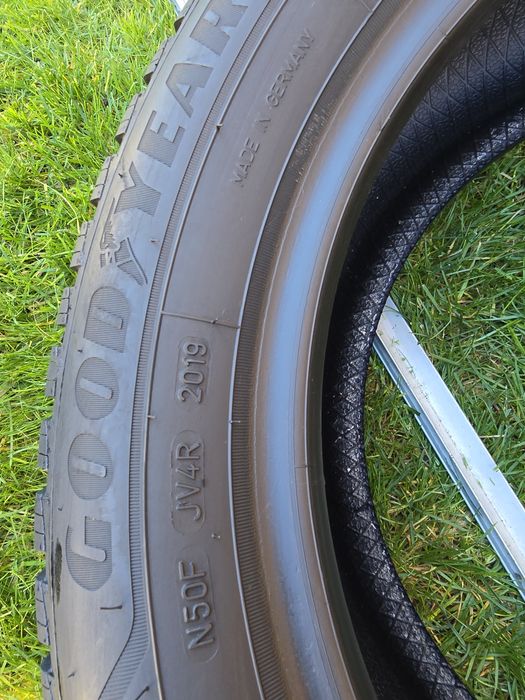 Opony zimowe 205/55/16