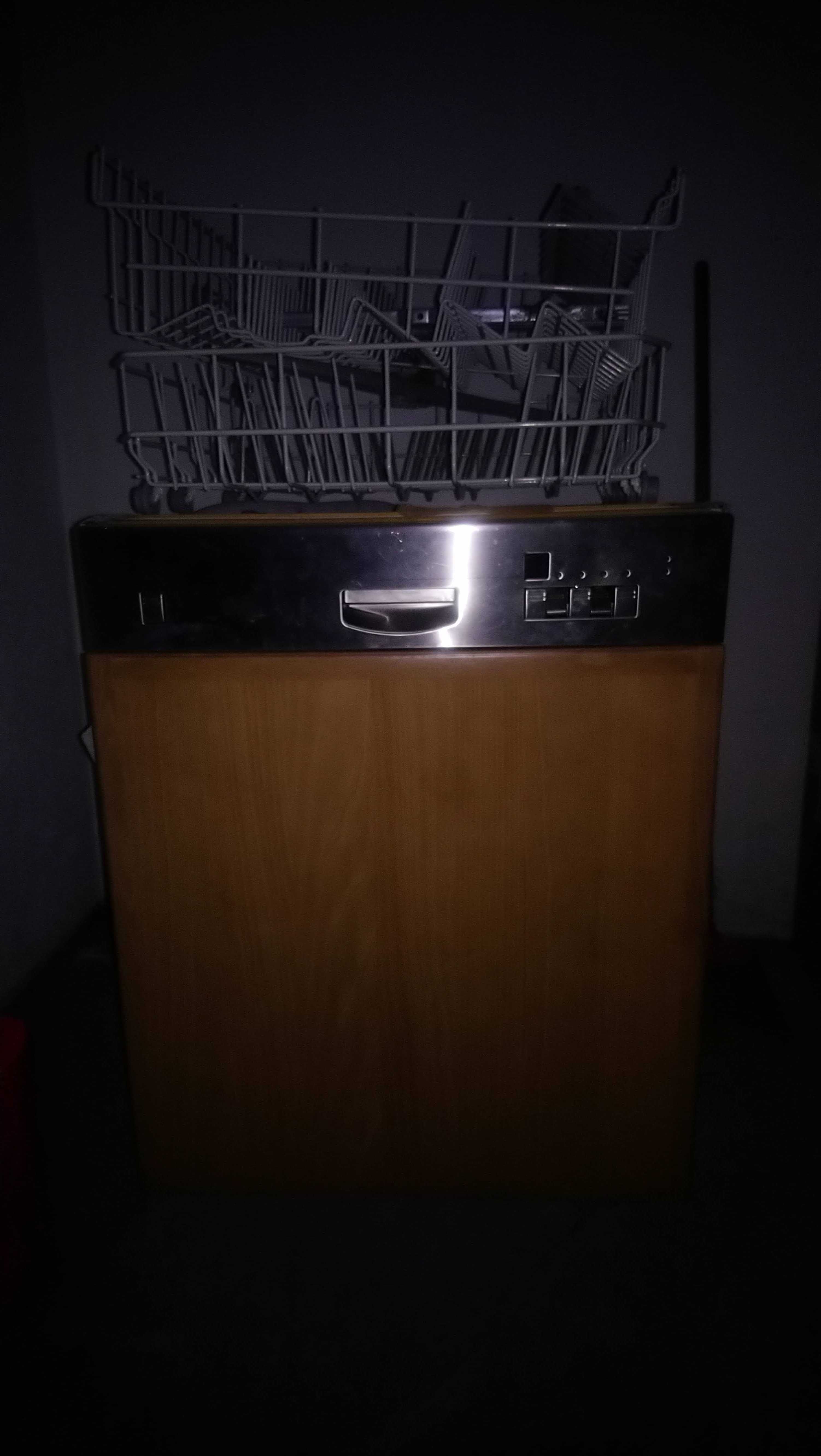 Máquina Lavar Loiça Bosch, encastre, avariada