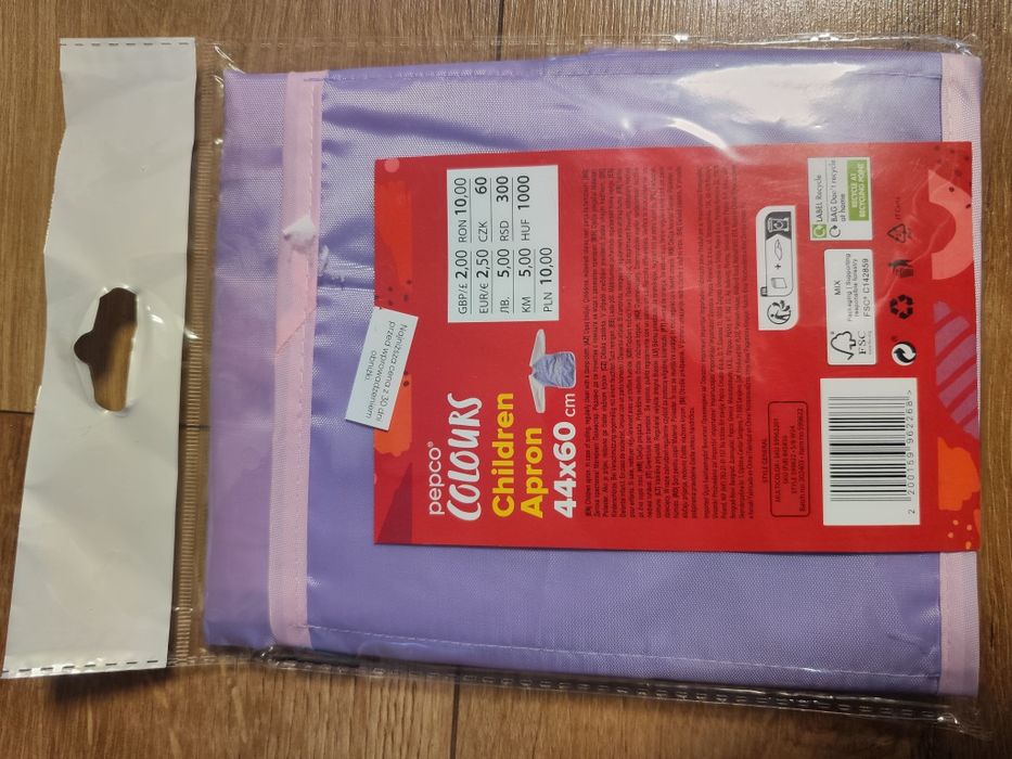 Fartuszek dla dziecka do malowania