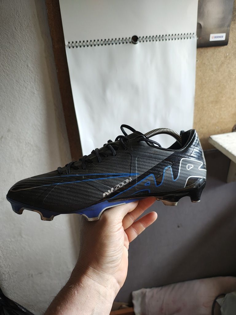Korki pół profesjonalne Nike Mercurial Air Zoom. Rozmiar 42.5