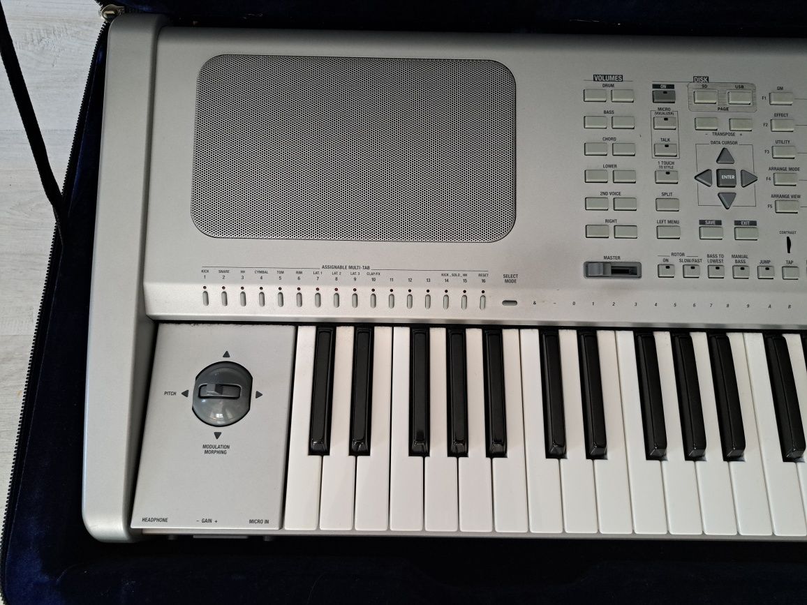 KETRON SD5 wer.2 vocalizezer USB/Sd Romanowicz