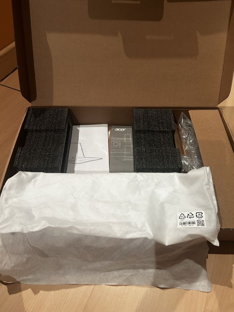 Portátil Acer Extensa 215-54 i3-1115G4 3.00GHz 8GB RAM 238GB SSD