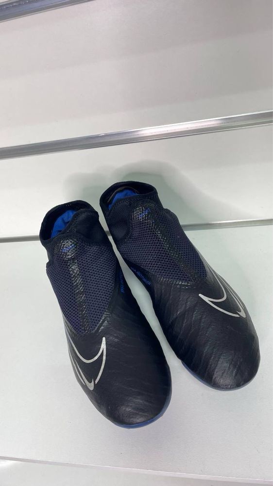 Nike phantom бутси для чоловіка