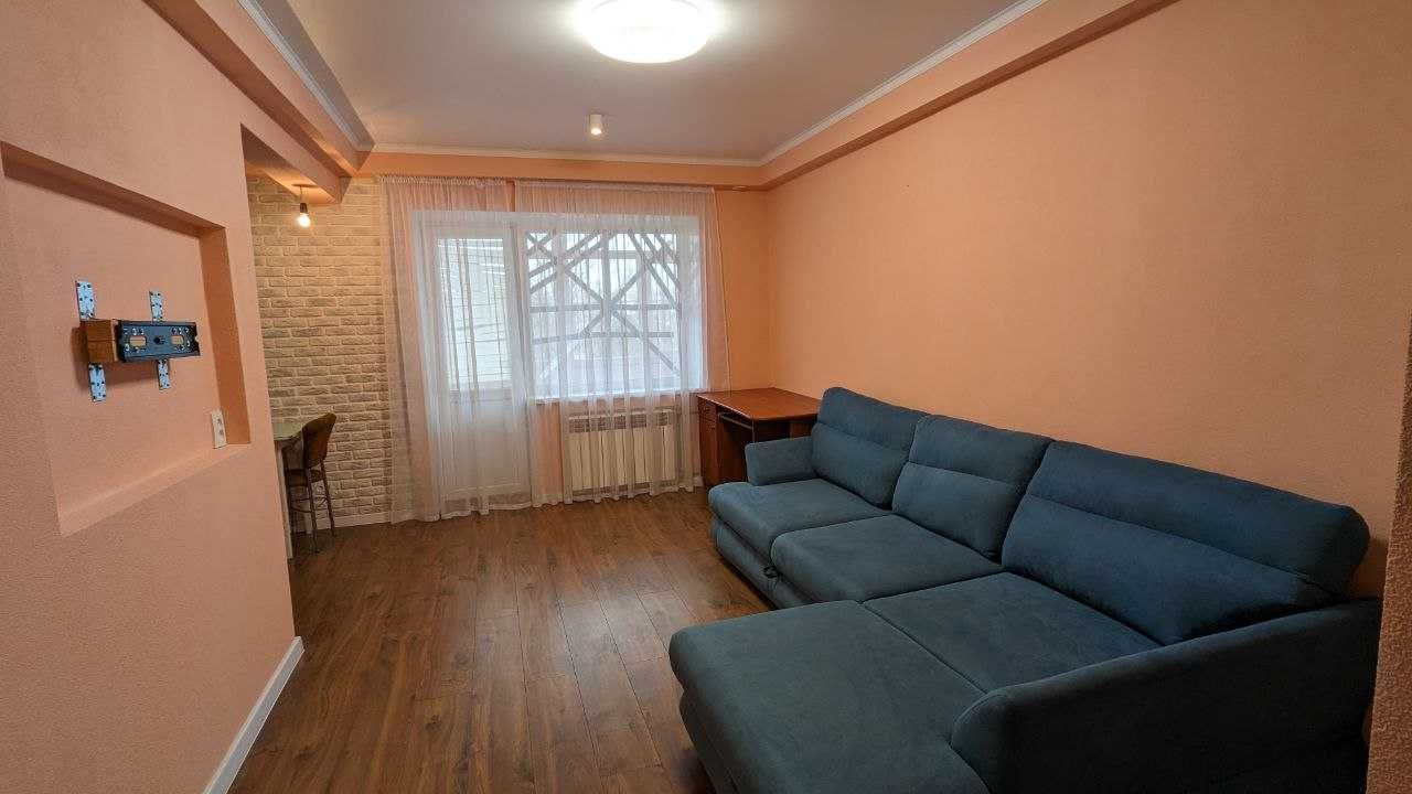 Даманський, 2к. квартира з ремонтом та меблями