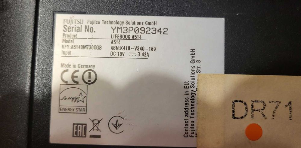 Laptop FUJITSU A514