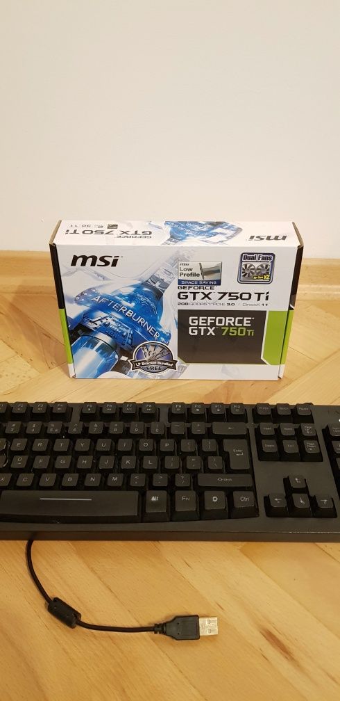 Komputer do gier Dell OptiPlex 990 / Intel® Core™ i5 2400 CPU