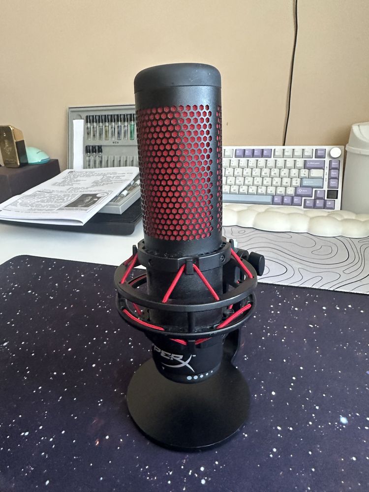 Срочно продам мікрофон hyperx