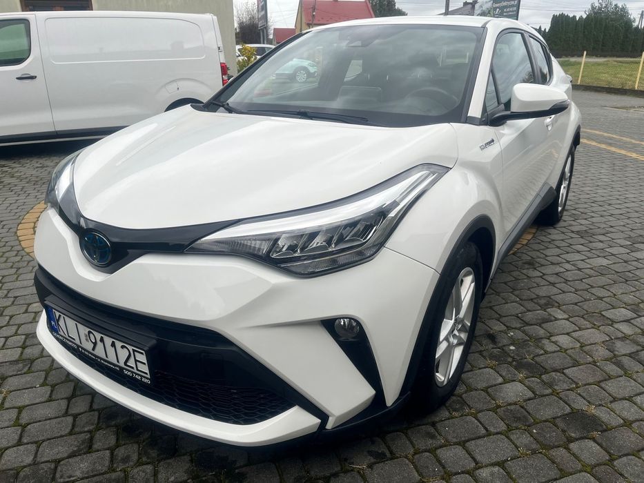 Toyota C-HR 1.8 hybryda GR Sport automat