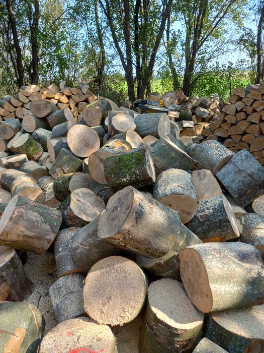 Sprzedam Drewno Opałowe I Kominkowe. Grab ,Buk