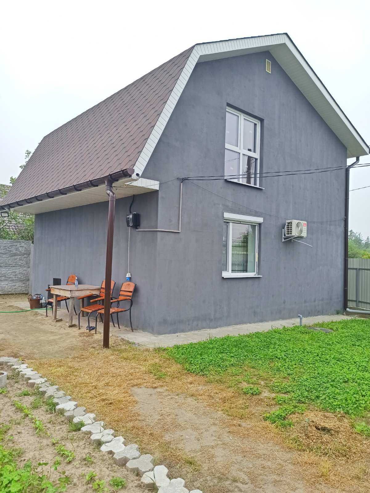 Продається житловий будинок- дача в 5 км від міста в СТ Полуботки.