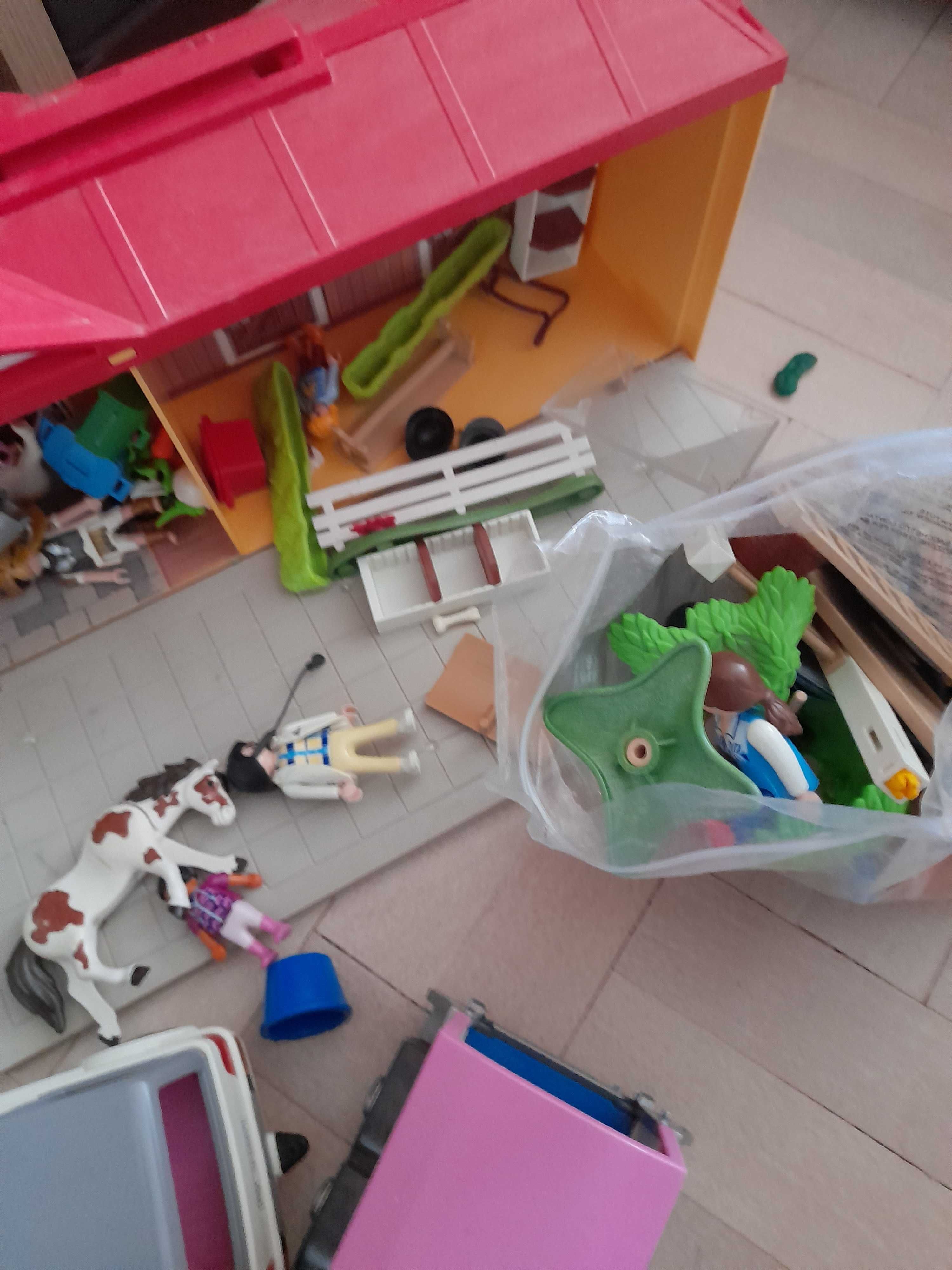 Playmobil zestaw konie