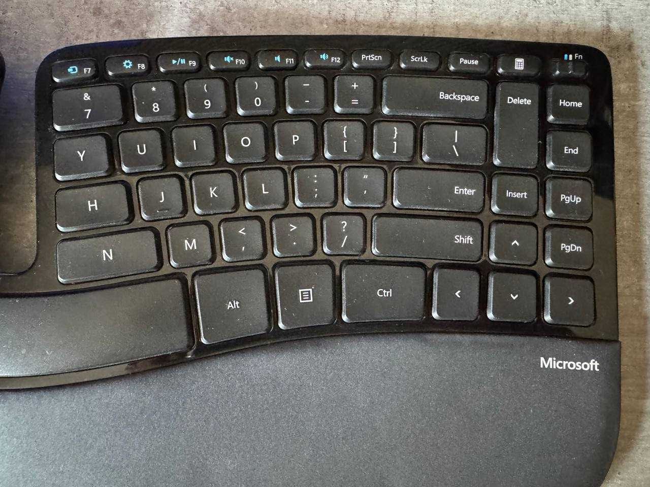 Teclado Microsoft Sculpt Wireless