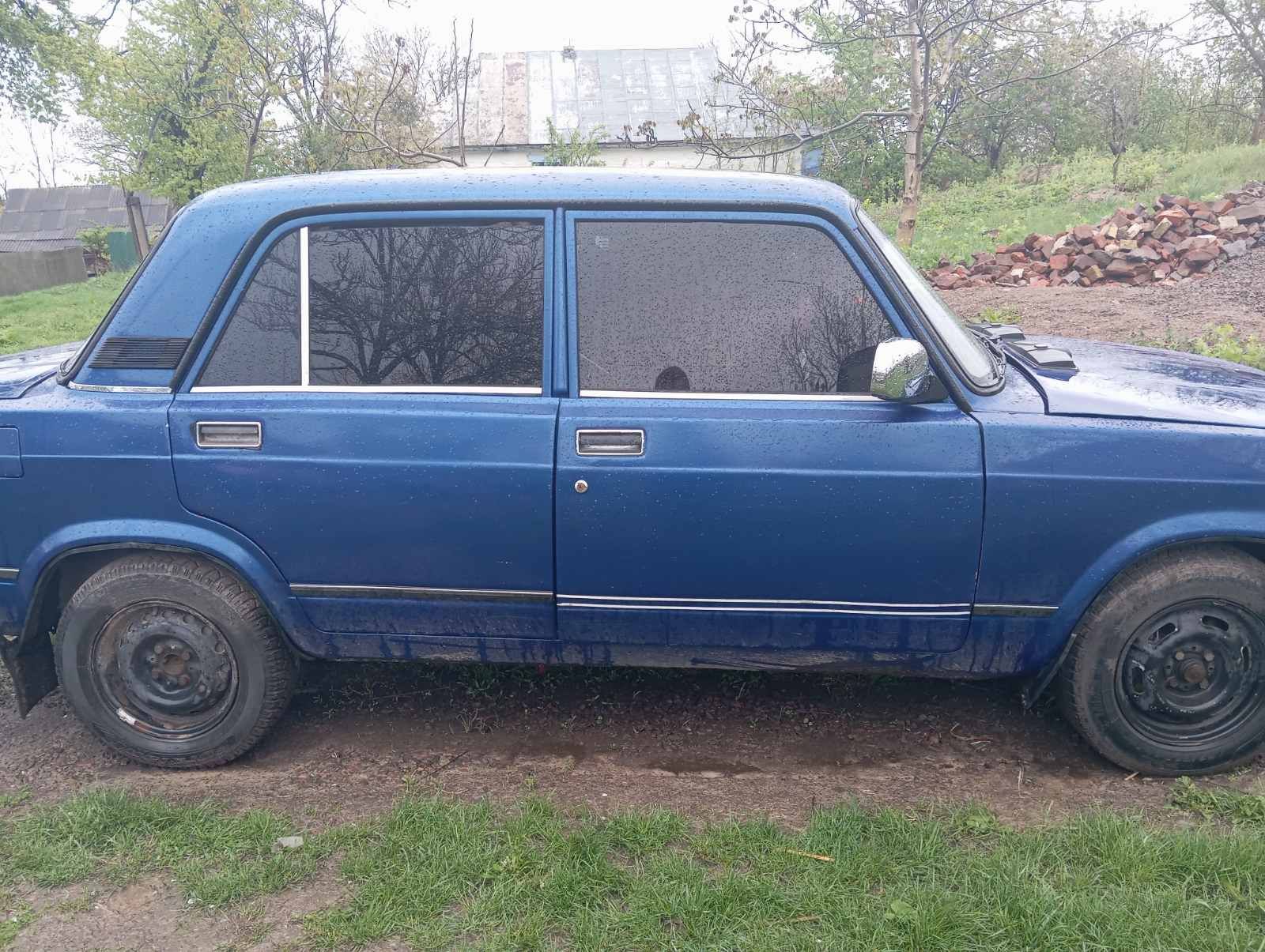 Продаю машину ВАЗ 2107