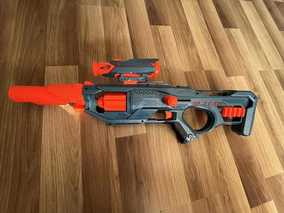 Pistolet Nerf bez strzałek