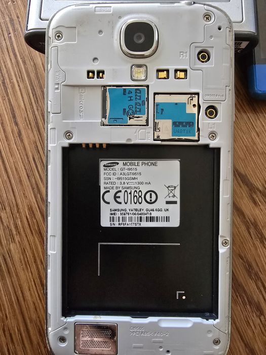 Telefony Samsung iPhone HTC