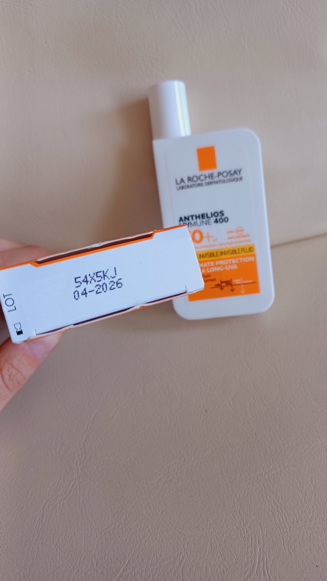 Nowy La Roche-Posay Anthelios UVMune 400 Fluid