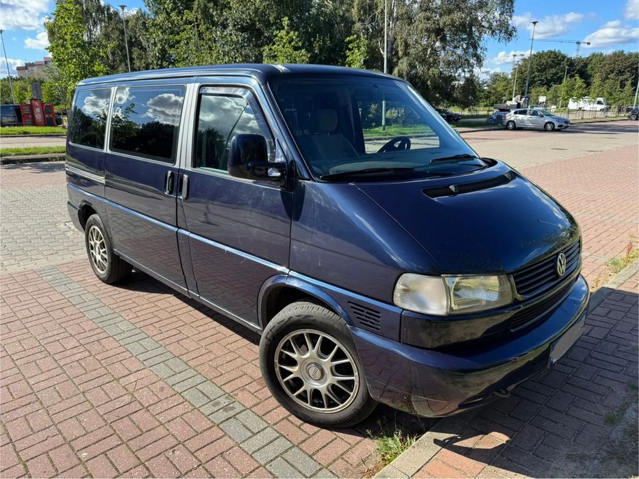 Volkswagen Transporter Volkswagen Transporter T4 2.5 TDI Multivan VW (klimatyzacja, webasto)