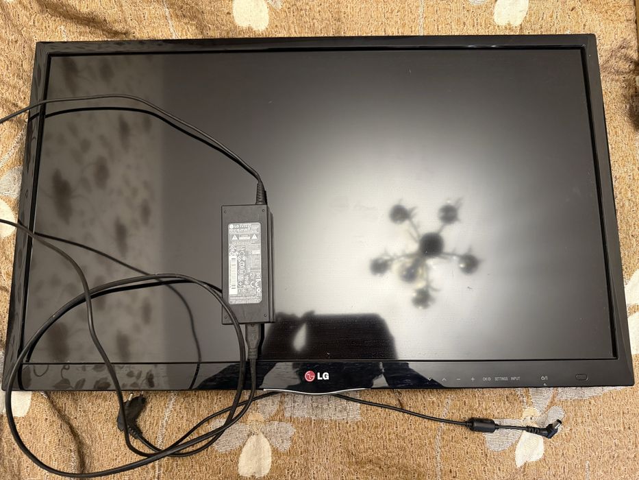 Телевизор LG 32 діагональ