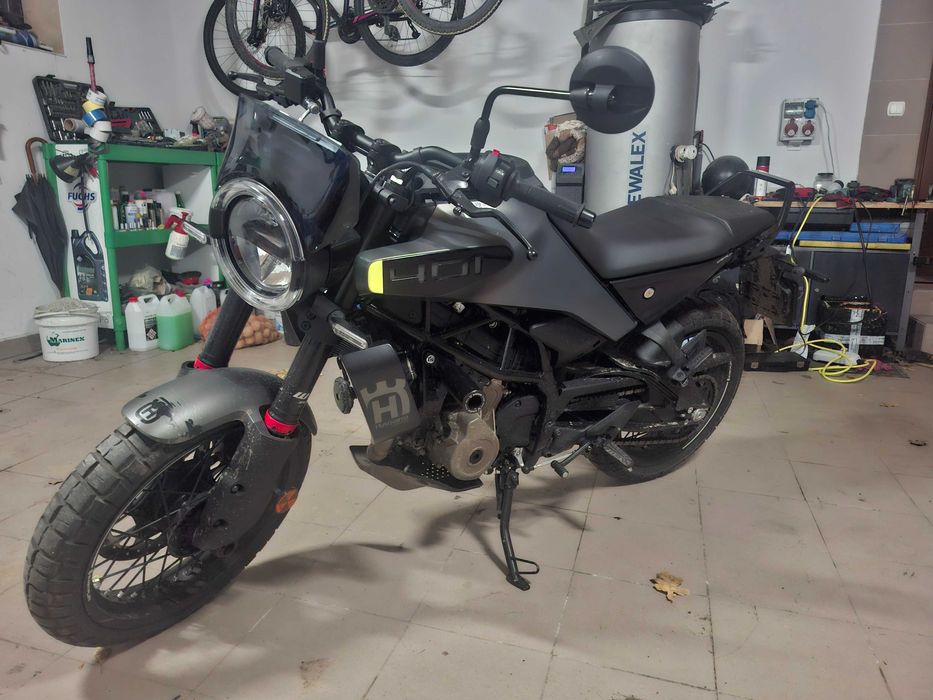 husqvarna svartpilen 125 / 401 vitpilen na części 2025r najnowsza