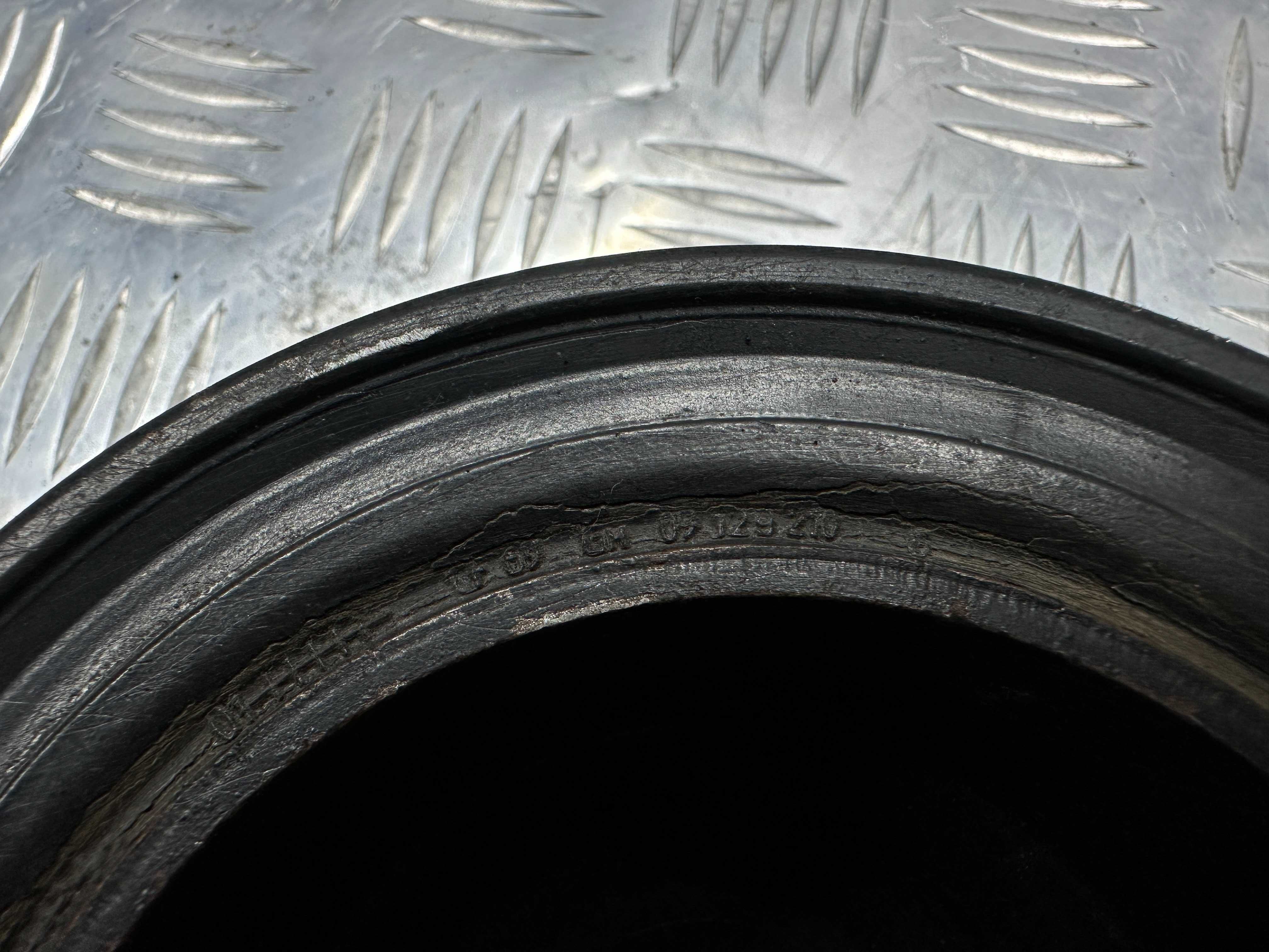 Шкив коленвала OPEL VECTRA B 98-02 1.8 16V X18XE1  09129210