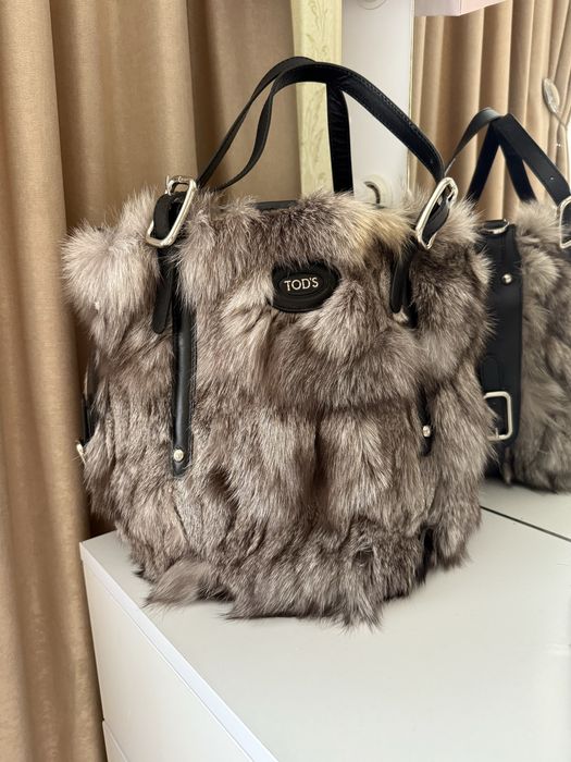 Сумка хутряна tods