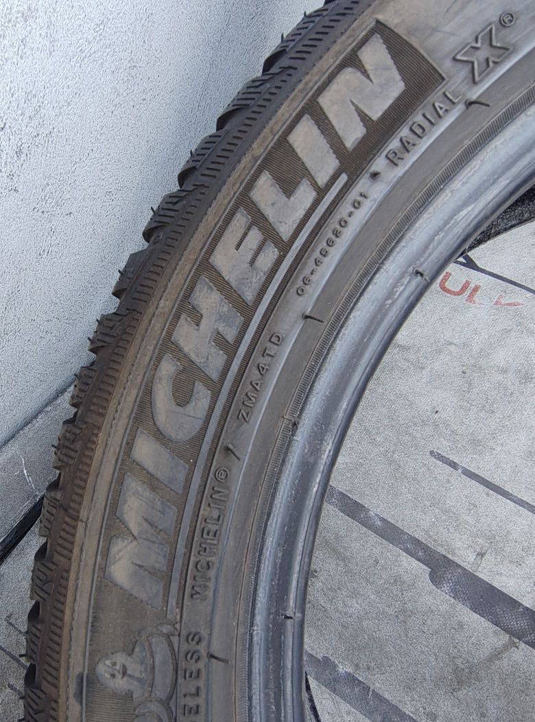 205/50r17 93V Michelin Alpin 5