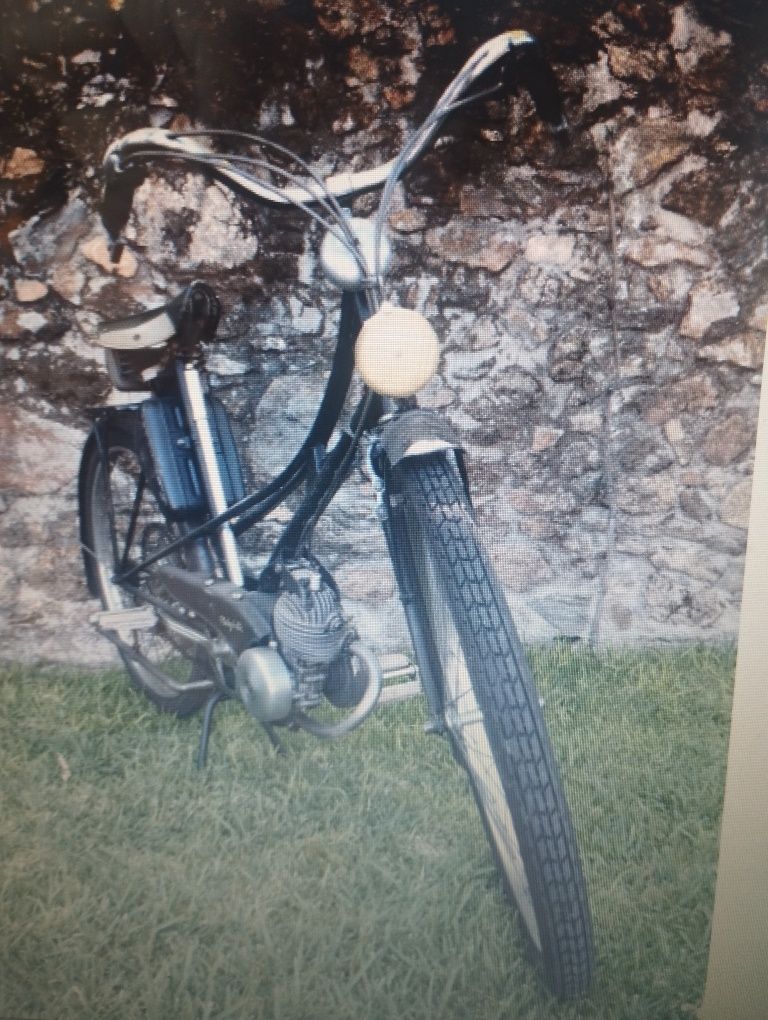 Motorizada motobecane Av 3 (1952)