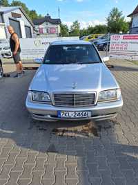 Mercedec c200 gaz- benzin