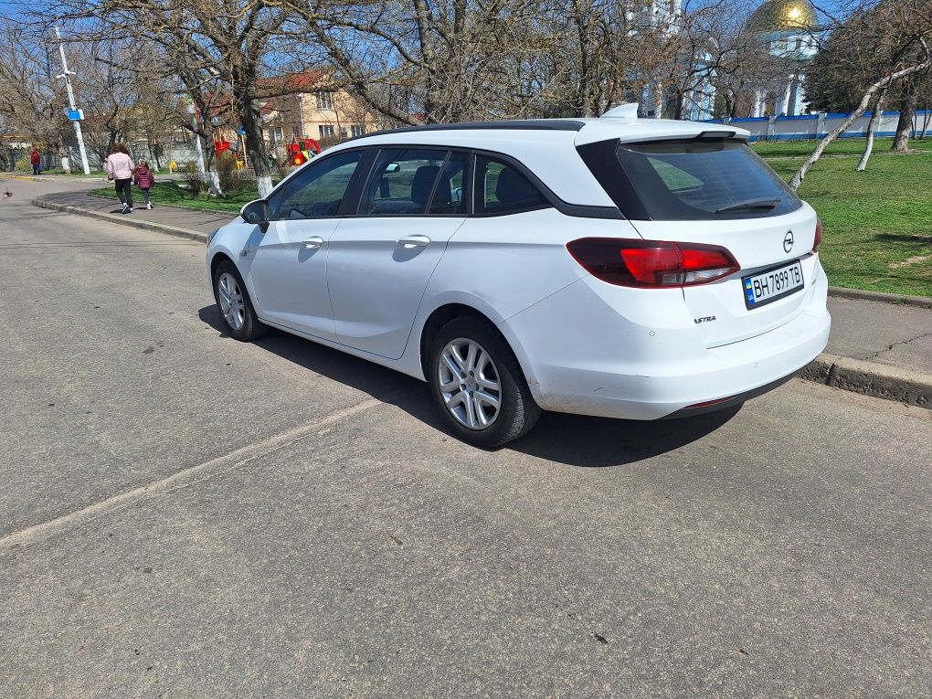 Продам Opel Astra K