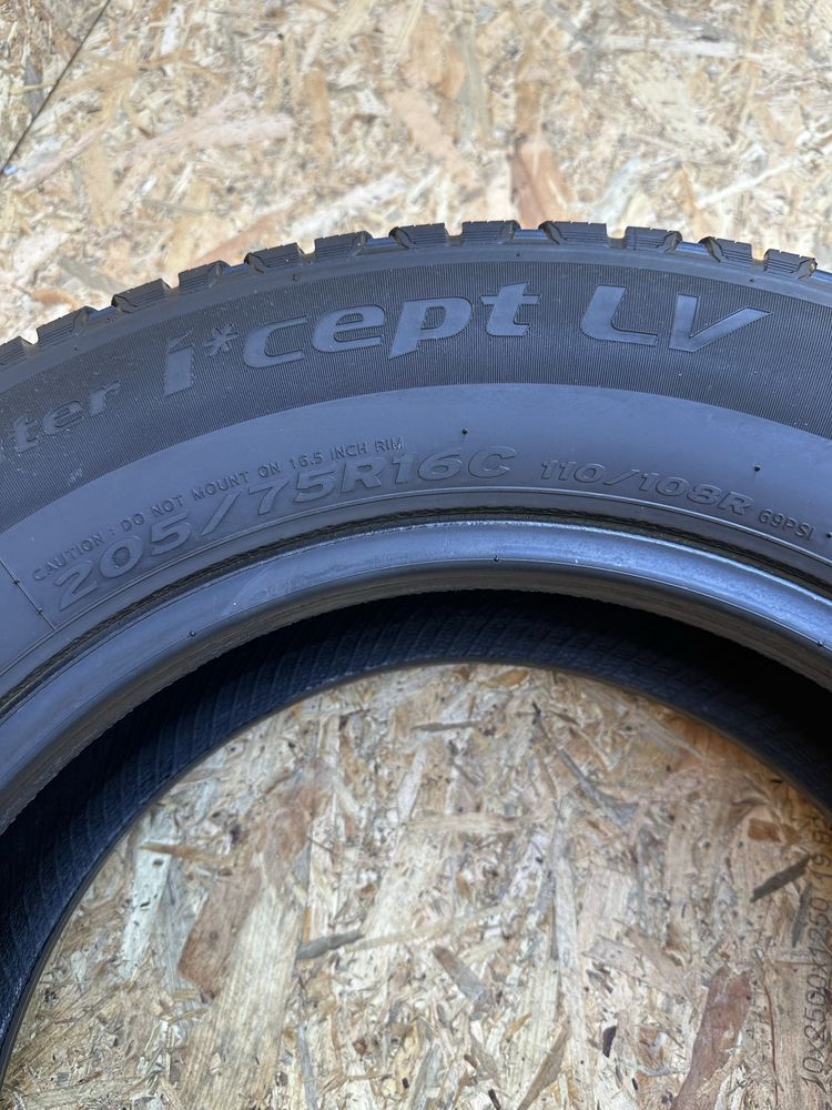 Пара шин 205/75 R16C 110/108R HANKOOK Winter I*cept LV. гума резина.