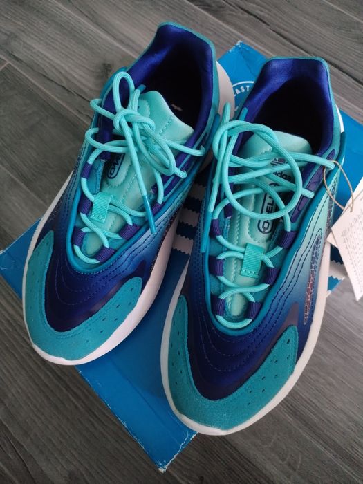 Кросівки Adidas Ozelia, оригінал