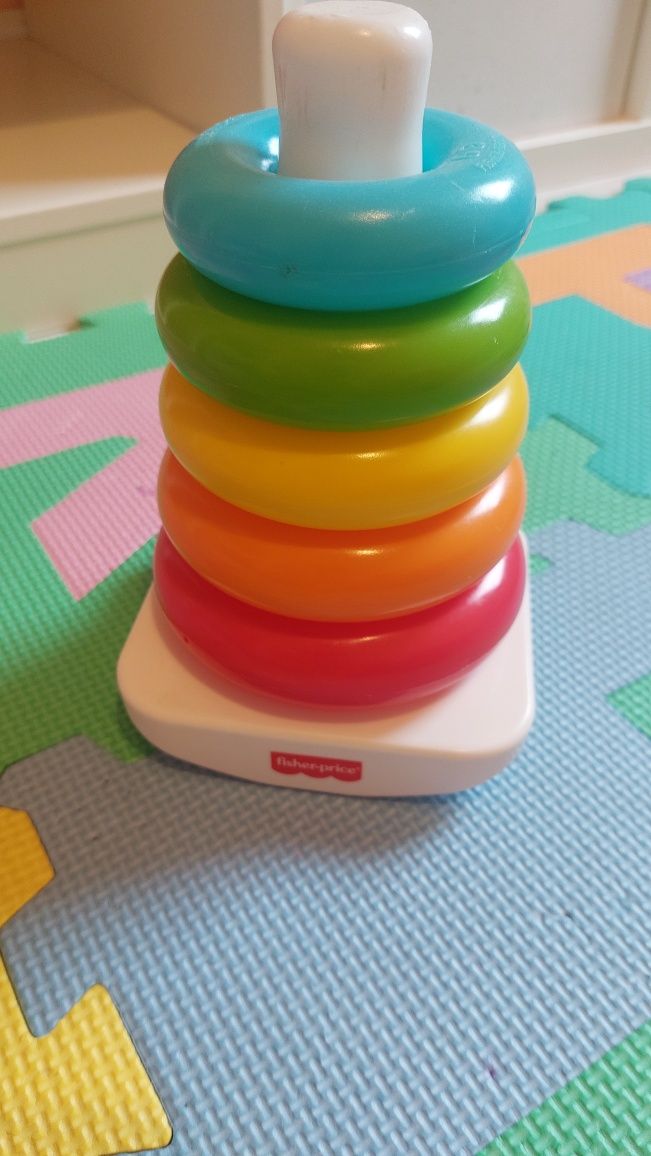 Pirâmide de Argolas Fisher Price