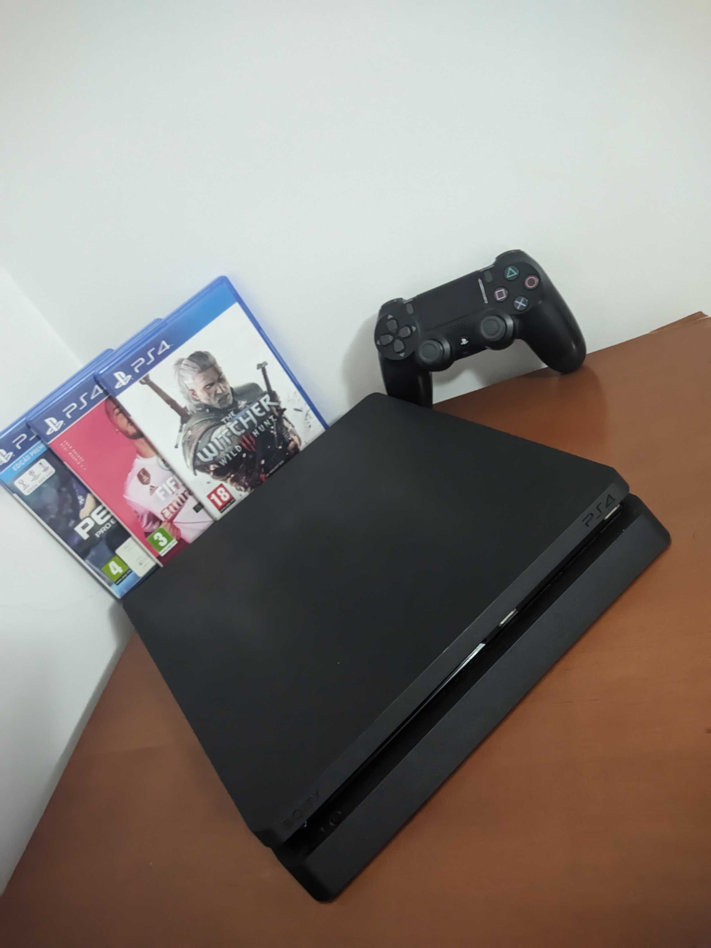 PlayStation 4, 500GB